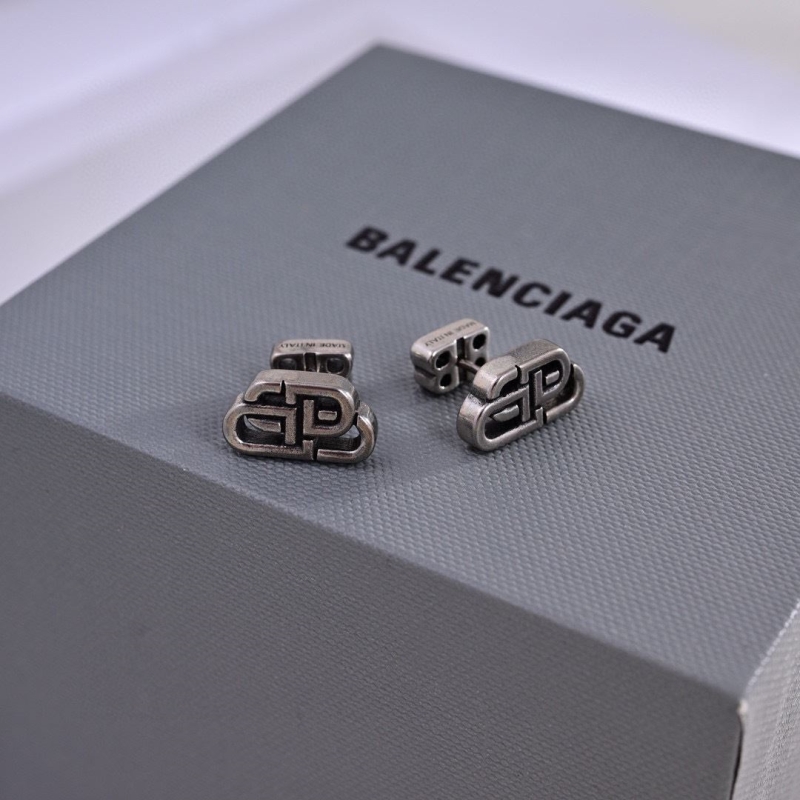 Ba1en*iaga earrings